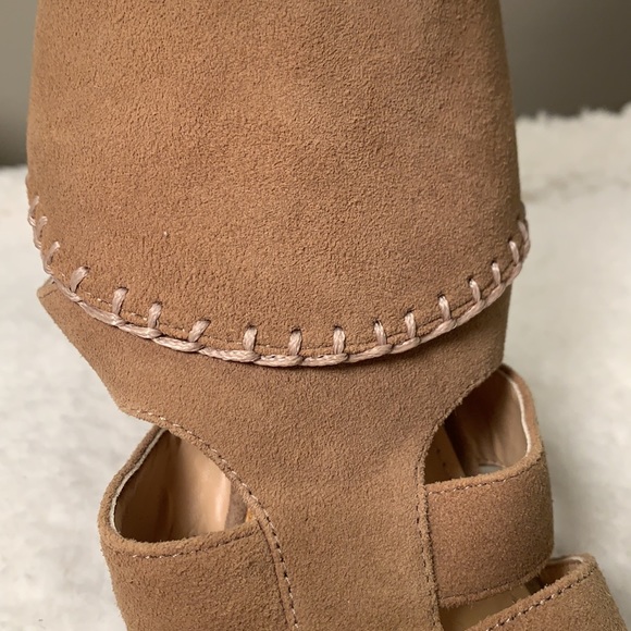 Nine West suede heel w/ankle strap - Picture 5 of 9